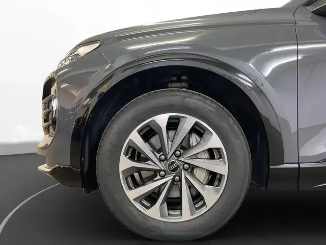 Audi Q6