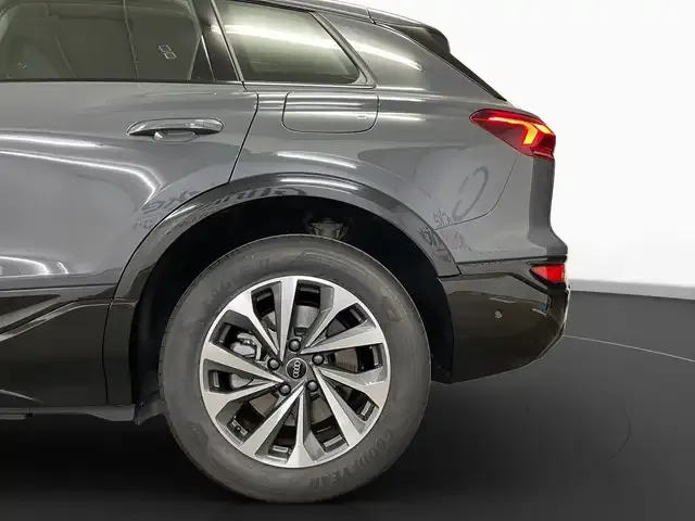 Audi Q6