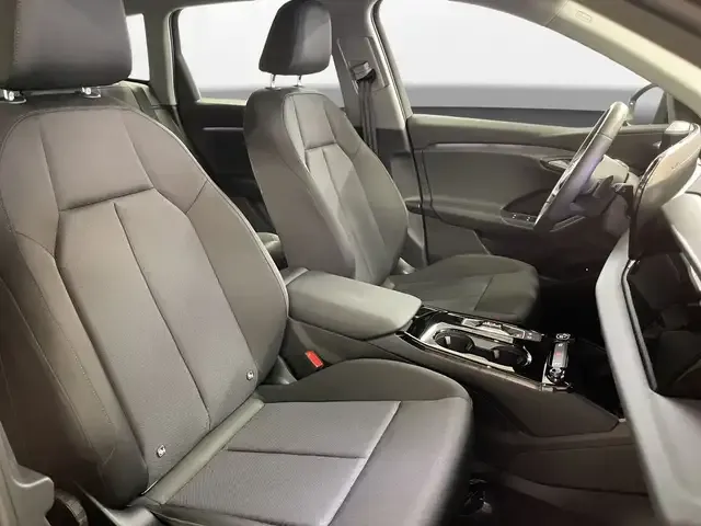 Audi Q6