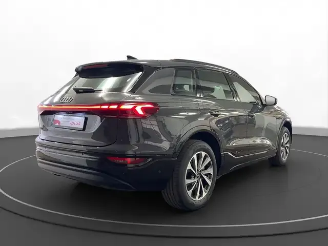 Audi Q6