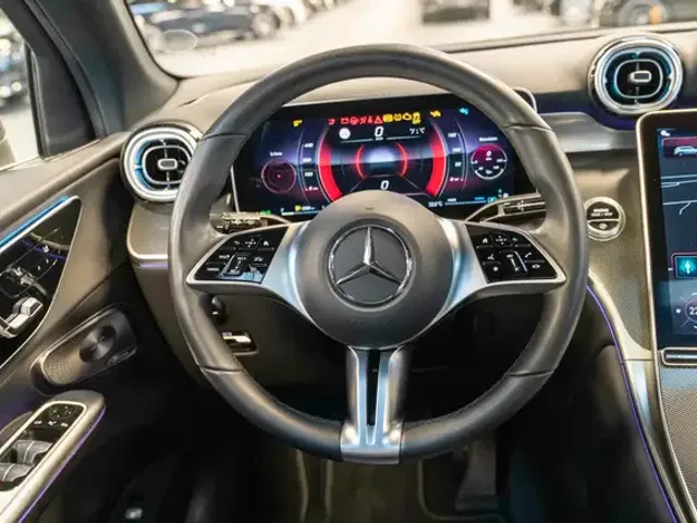 Mercedes-Benz GLC 220