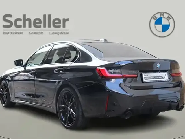 BMW 330