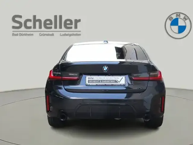 BMW 330
