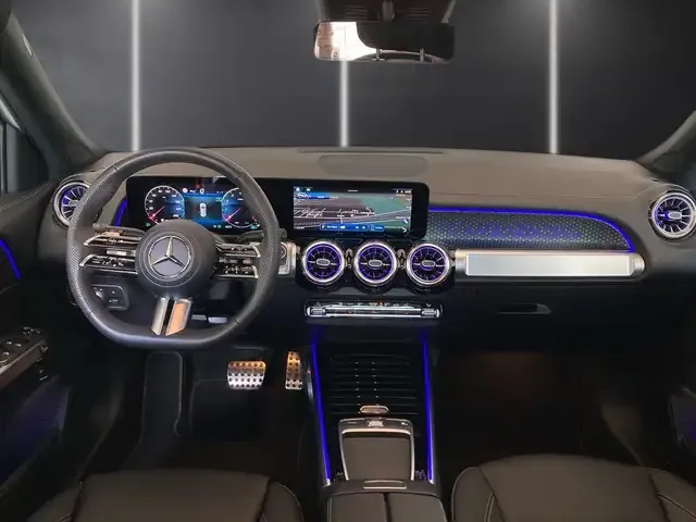Mercedes-Benz GLB 180