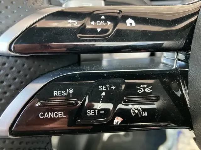 Mercedes-Benz GLB 180