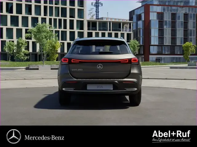 Mercedes-Benz EQA 250