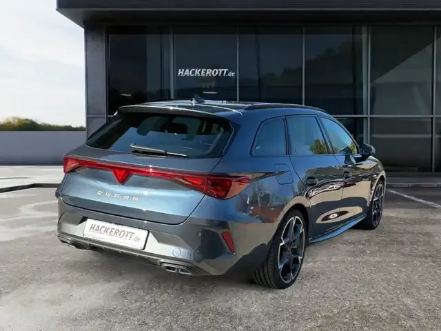 CUPRA Leon