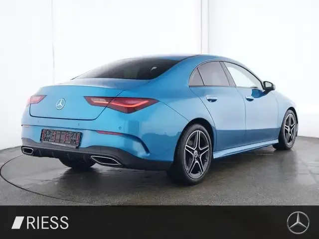 Mercedes-Benz CLA 180