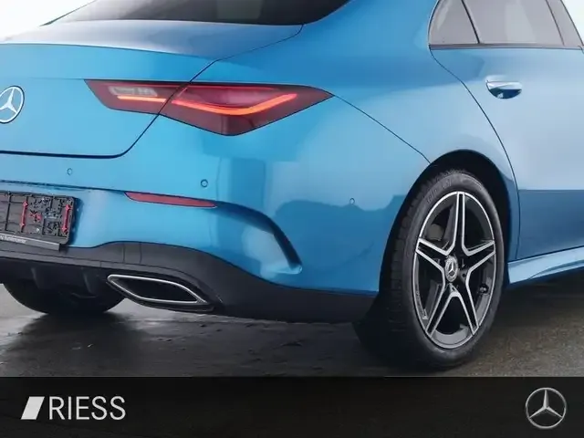 Mercedes-Benz CLA 180