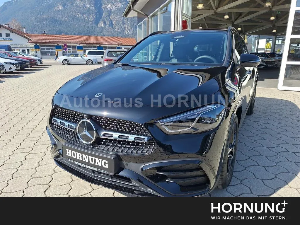 Mercedes-Benz GLA 220