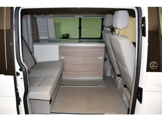 Volkswagen T6 California