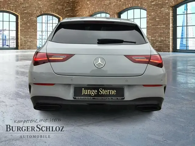 Mercedes-Benz CLA 180