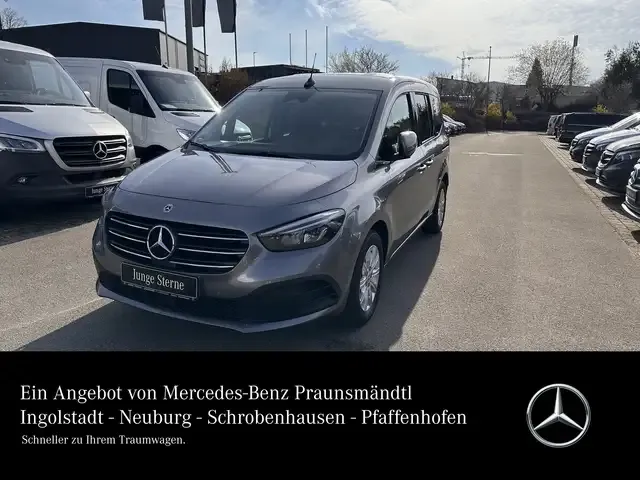 Mercedes-Benz Sonstige