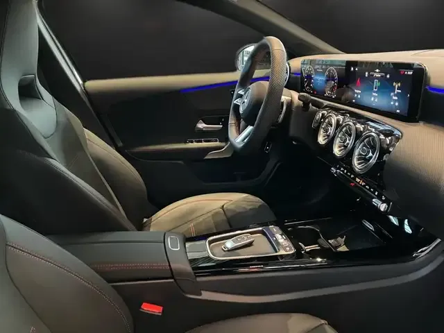 Mercedes-Benz A 250