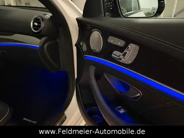 Mercedes-Benz E 63 AMG