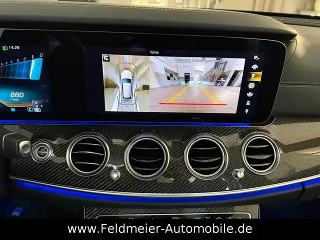 Mercedes-Benz E 63 AMG