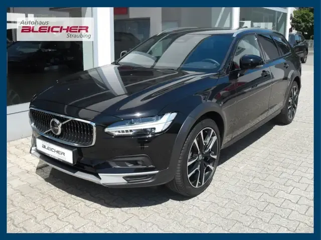 Volvo V90 Cross Country