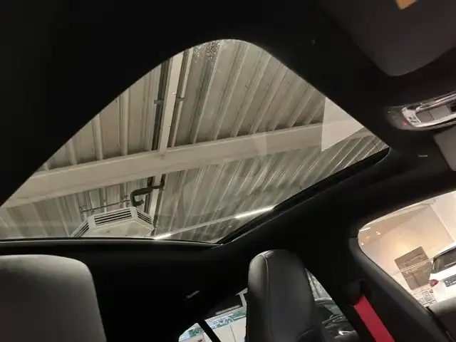 Mercedes-Benz Sonstige