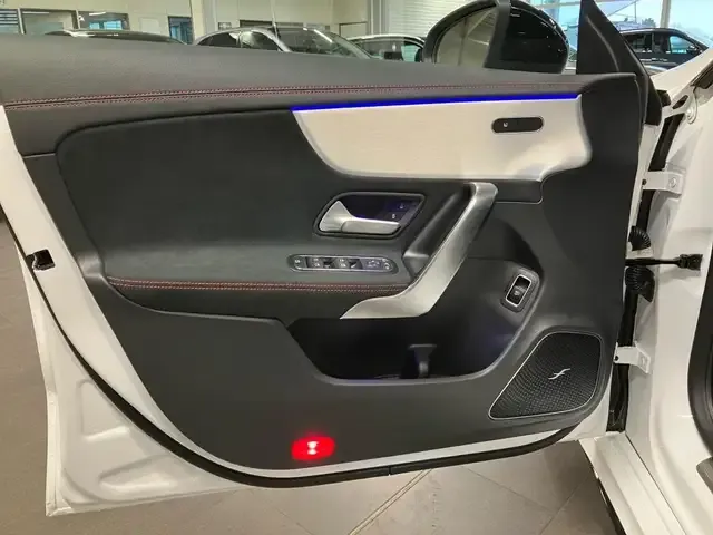 Mercedes-Benz Sonstige