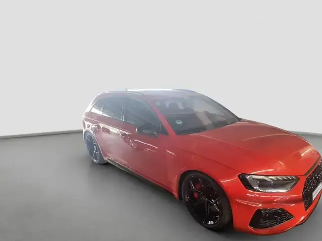 Audi RS4