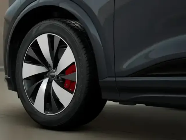 Audi Q6
