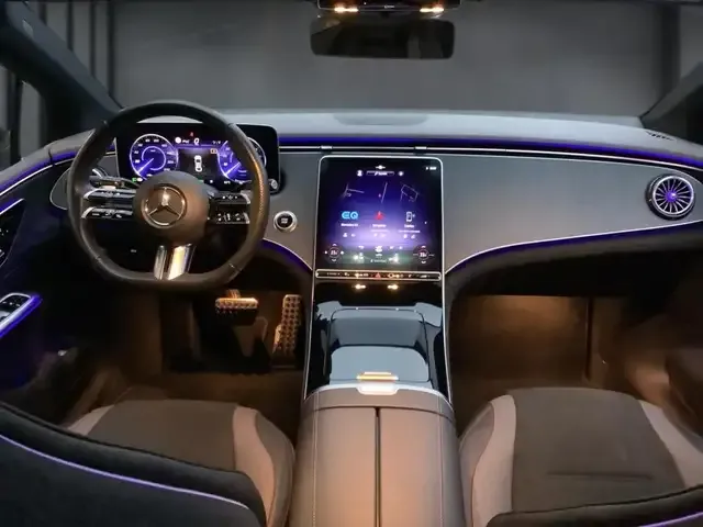 Mercedes-Benz EQE 300