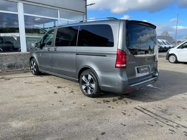 Mercedes-Benz EQV 300