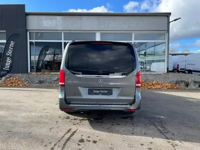 Mercedes-Benz EQV 300