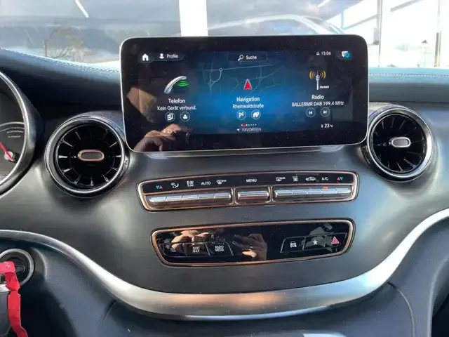 Mercedes-Benz EQV 300