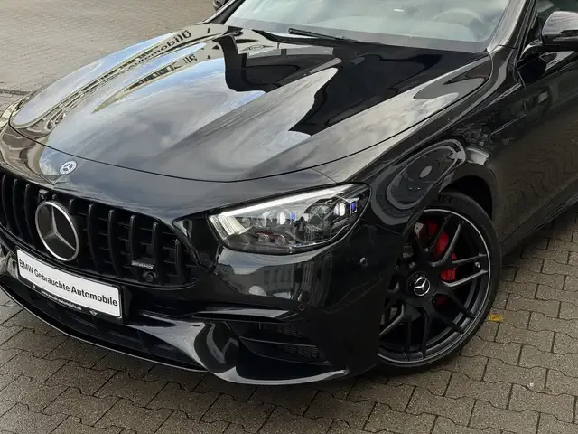Mercedes-Benz E 63 AMG