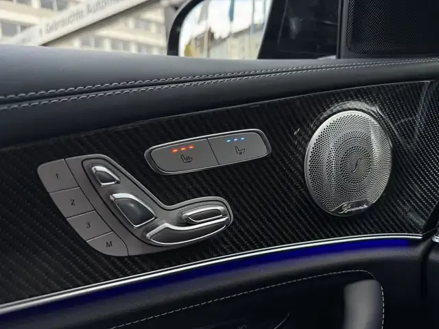 Mercedes-Benz E 63 AMG