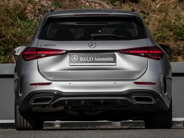 Mercedes-Benz C 300