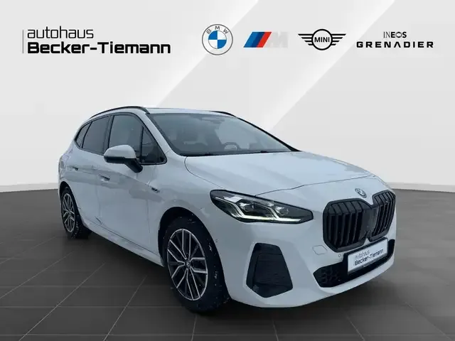 BMW 230