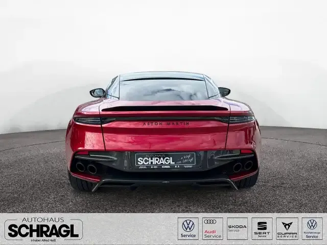 Aston Martin DBS