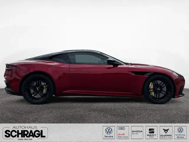 Aston Martin DBS
