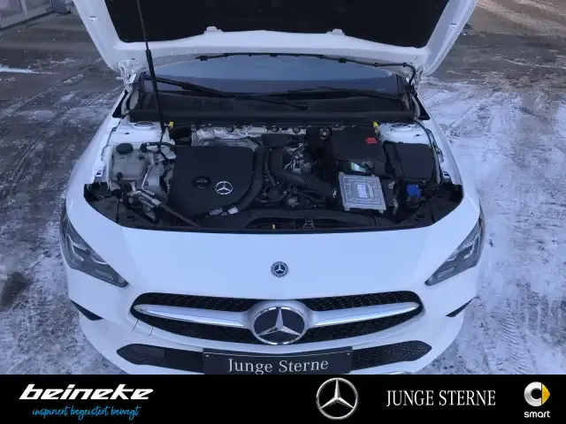 Mercedes-Benz CLA 180