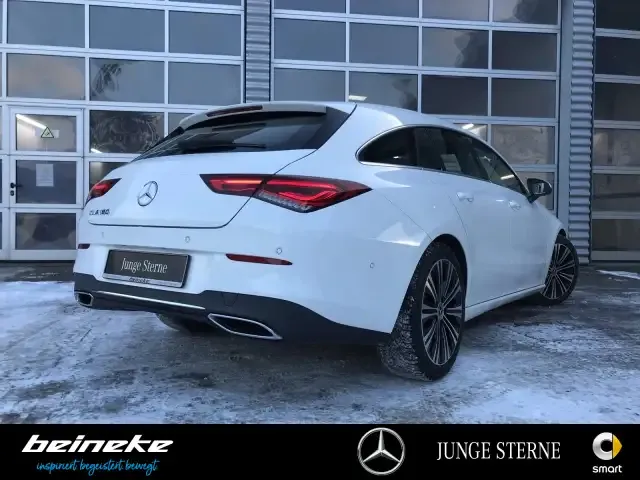 Mercedes-Benz CLA 180