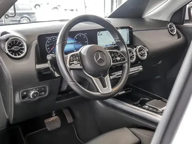Mercedes-Benz EQA 250