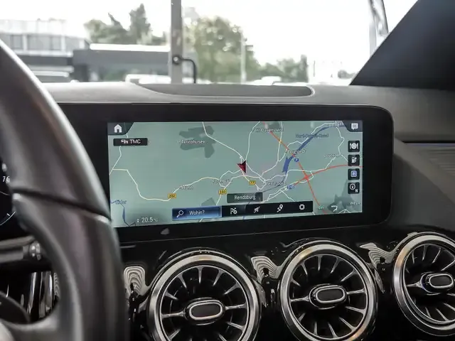 Mercedes-Benz EQA 250