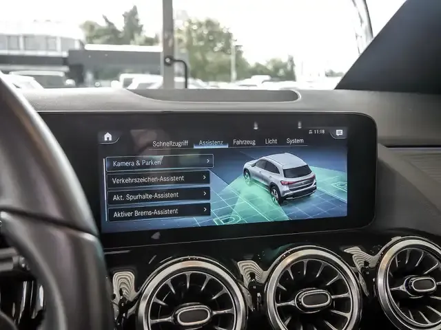 Mercedes-Benz EQA 250
