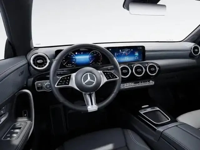 Mercedes-Benz CLA 180