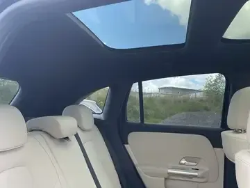 Mercedes-Benz GLA 180