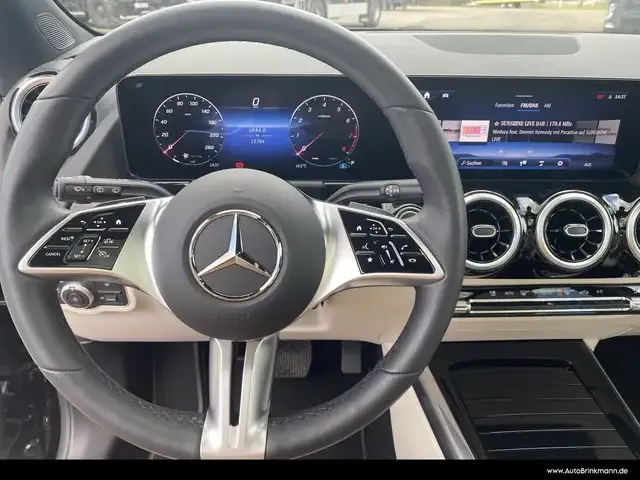 Mercedes-Benz GLA 180