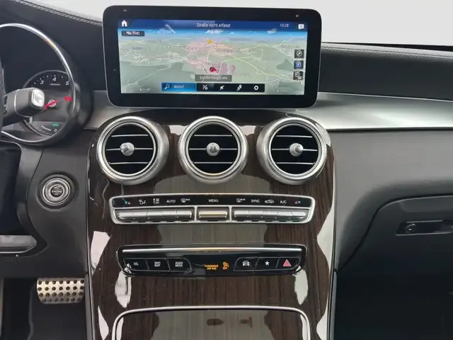 Mercedes-Benz GLC 200