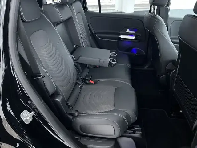 Mercedes-Benz EQB 300