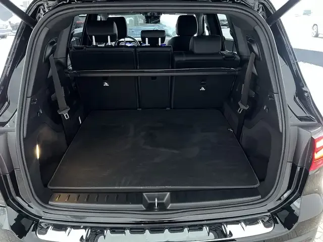 Mercedes-Benz EQB 300