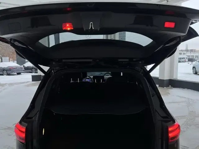 Mercedes-Benz EQB 300