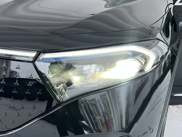 Mercedes-Benz EQB 300