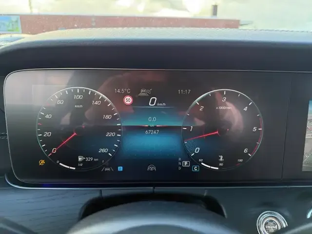 Mercedes-Benz E 400