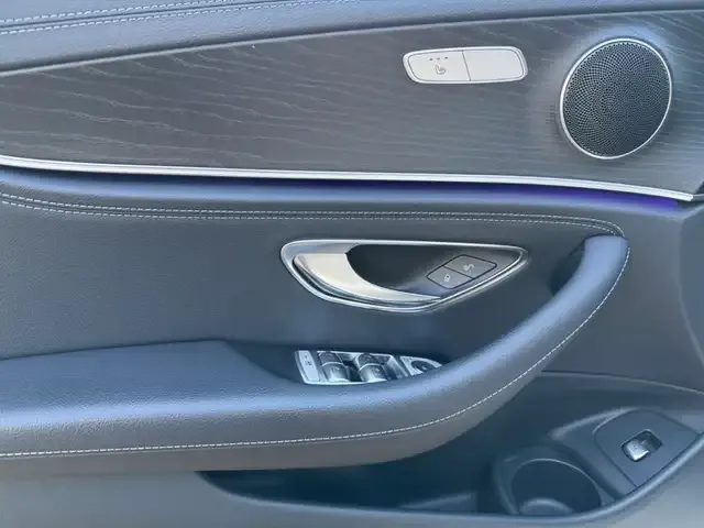 Mercedes-Benz E 400